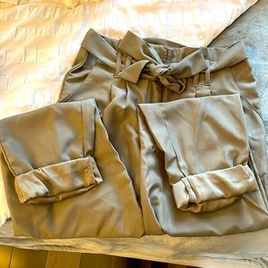 BAR III 3/4 length olive satin-feely dress pants